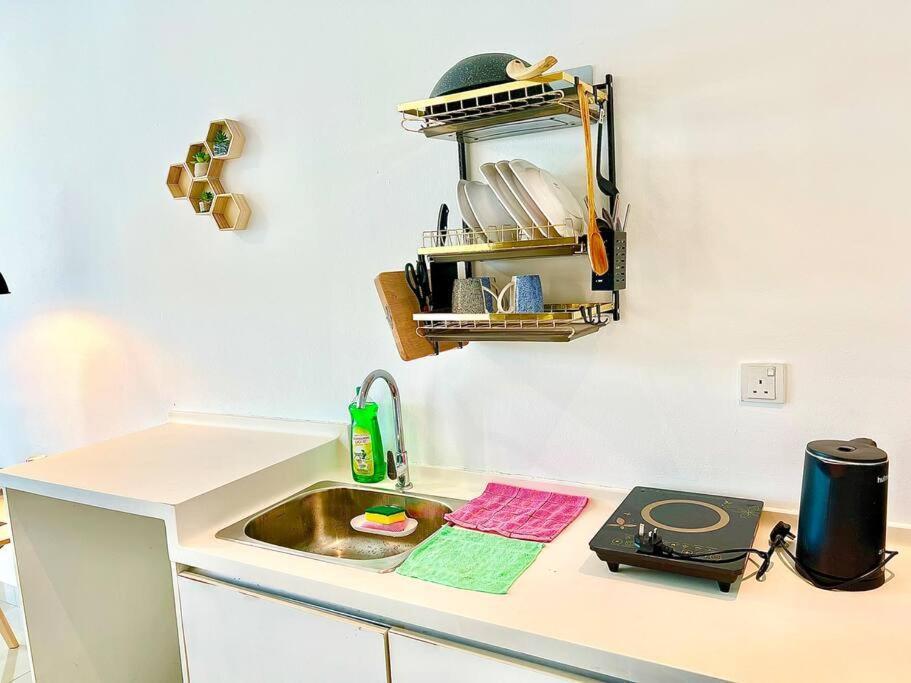 G 1-5Pax Cozy Home Trefoil Setia Alam 100Mps Wifi & Tv Sccc المظهر الخارجي الصورة